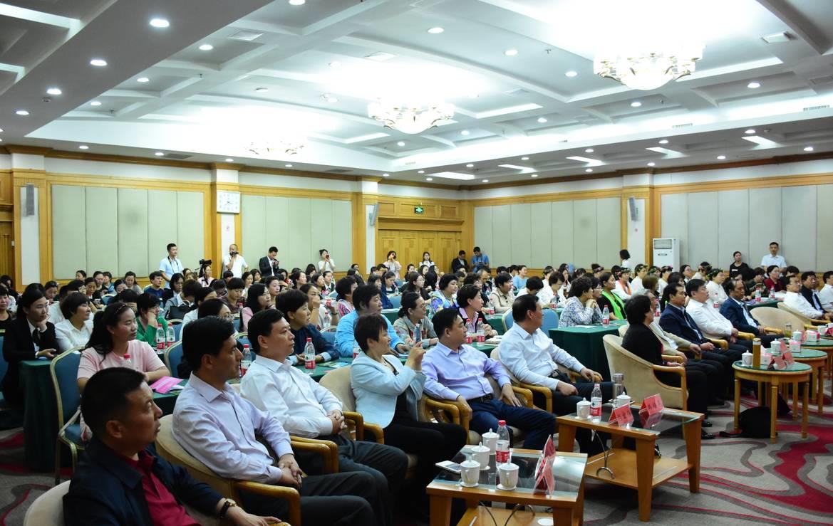 祝贺濮阳市女企业家协会企业文化论坛圆满成功