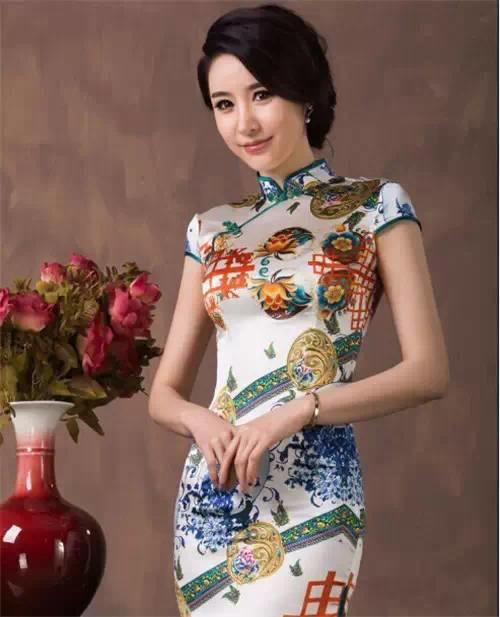 旗袍，摇曳女人的美丽！