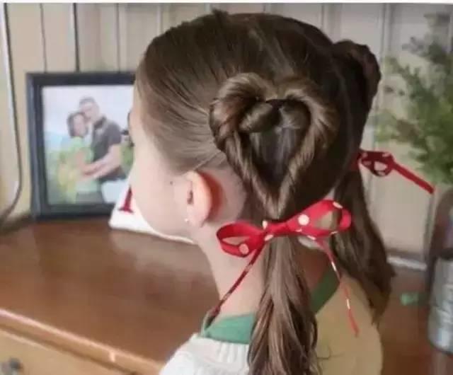 爱心妈妈看过来!新一波女儿发型来袭,快来换发型啦! 爱心妈妈看过来!新一波女儿发型来袭,快来换发型啦!