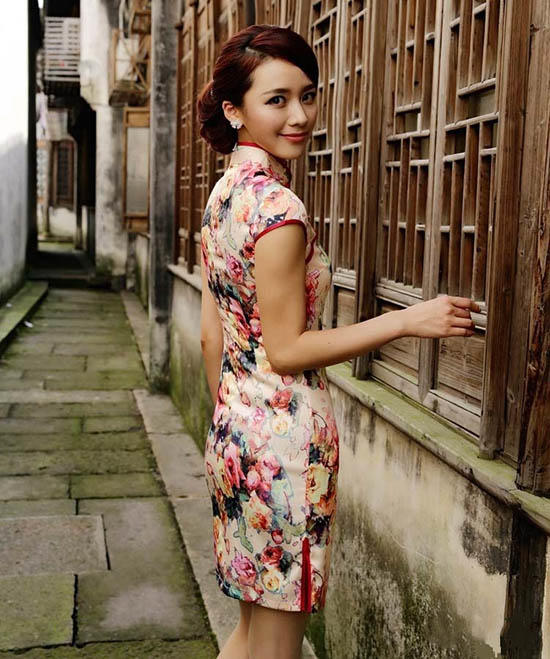 旗袍，摇曳女人的美丽！