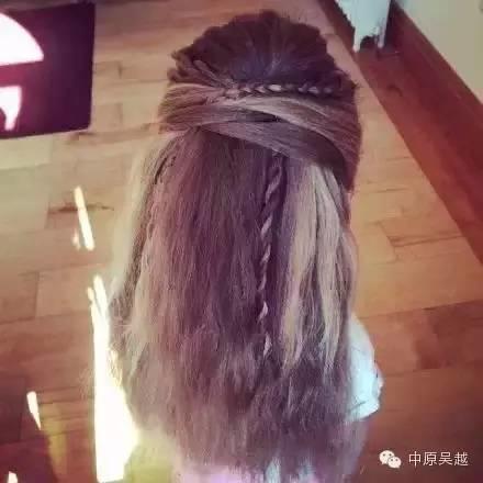 【吴越学校】把女儿的头发扎成这样，太漂亮了！