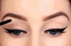 最全画眼线动图来袭，眼线不再是难题！