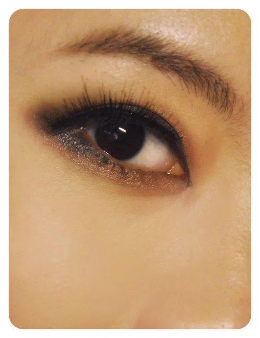 21款眼妆画法,赶紧挑一款适合你的吧! 21款眼妆画法,赶紧挑一款适合你的吧!