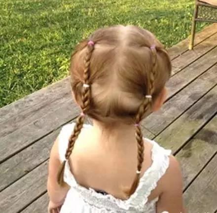 爱心妈妈看过来!新一波女儿发型来袭,快来换发型啦! 爱心妈妈看过来!新一波女儿发型来袭,快来换发型啦!