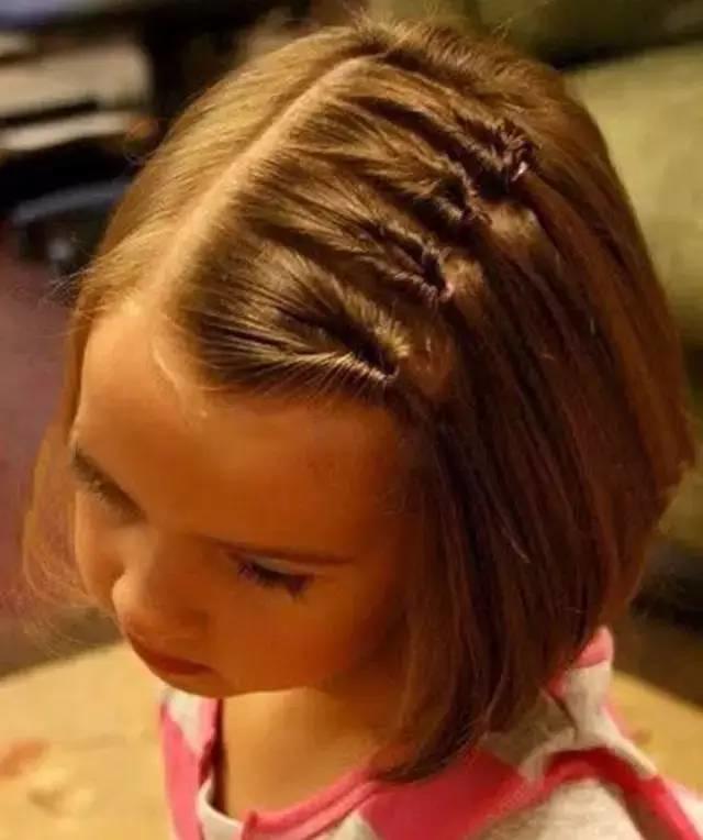 爱心妈妈看过来!新一波女儿发型来袭,快来换发型啦! 爱心妈妈看过来!新一波女儿发型来袭,快来换发型啦!