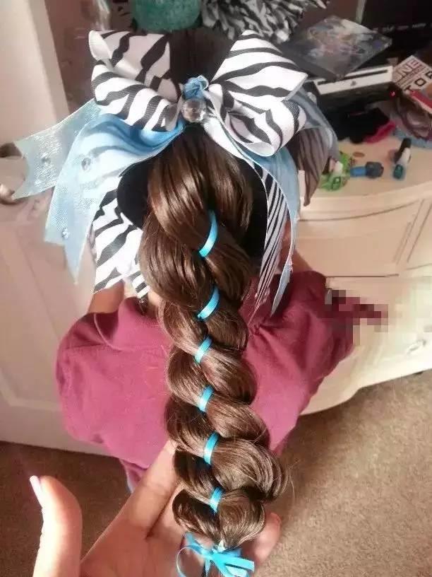 爱心妈妈看过来!新一波女儿发型来袭,快来换发型啦! 爱心妈妈看过来!新一波女儿发型来袭,快来换发型啦!