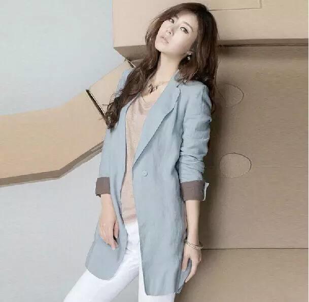 初秋，穿件小西装刚刚好，简约干练有气质！