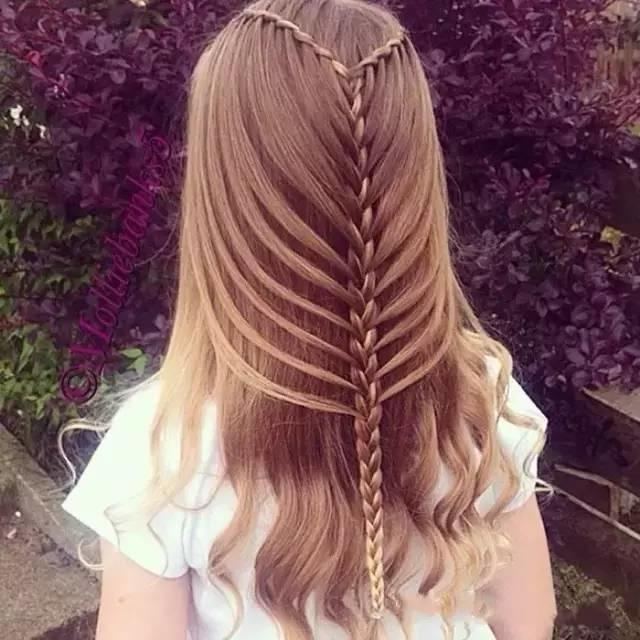 爱心妈妈看过来!新一波女儿发型来袭,快来换发型啦! 爱心妈妈看过来!新一波女儿发型来袭,快来换发型啦!