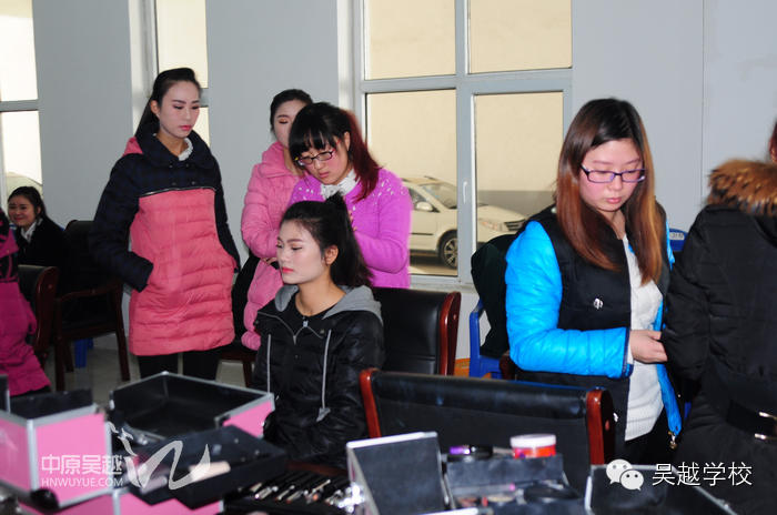 吴越学校赞助濮阳市大学生创业大赛 大型活动