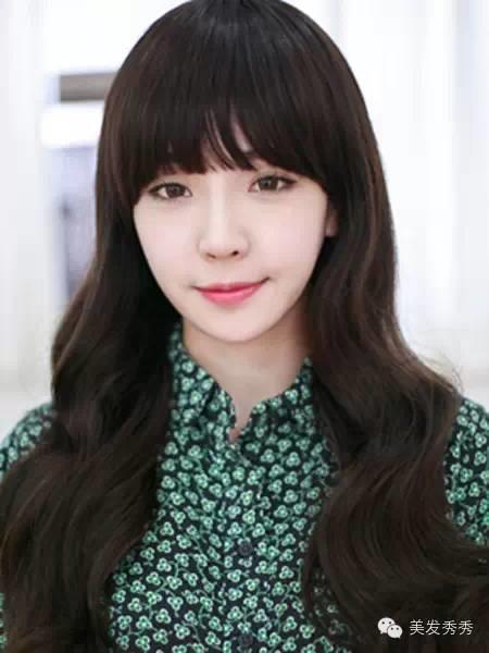 【吴越学校】秋冬季节最适合什么发型? 【吴越学校】秋冬季节最适合什么发型?