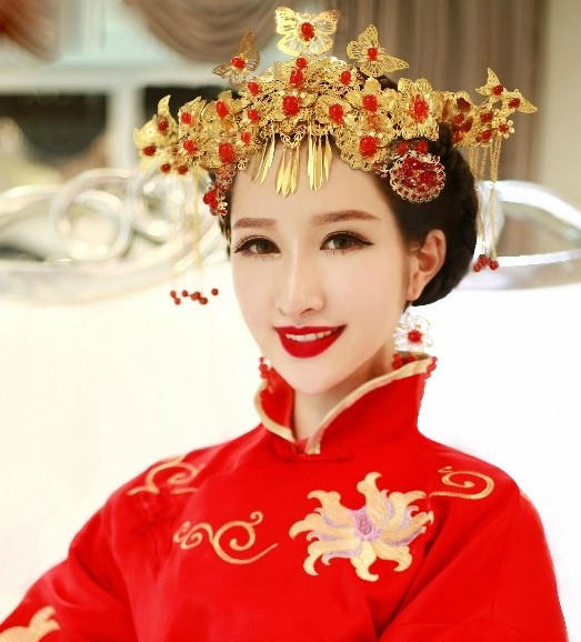 【吴越学校】新娘妆前妆后对比照，会“妆”就是那么任性！（附专业新娘化妆跟妆细节）