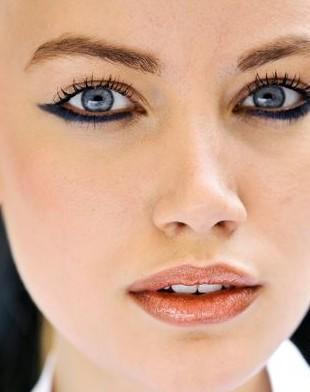 学会气质眼线 深造眼妆术 学会气质眼线 深造眼妆术