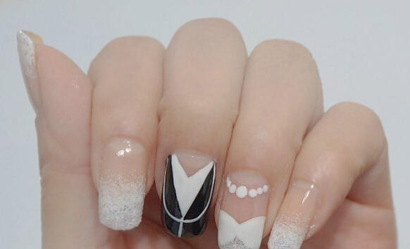 【吴越学校】新娘美甲分几步?DIY教程来试试! 【吴越学校】新娘美甲分几步?DIY教程来试试!