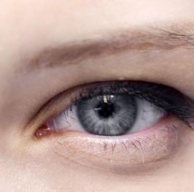 学会气质眼线 深造眼妆术 学会气质眼线 深造眼妆术