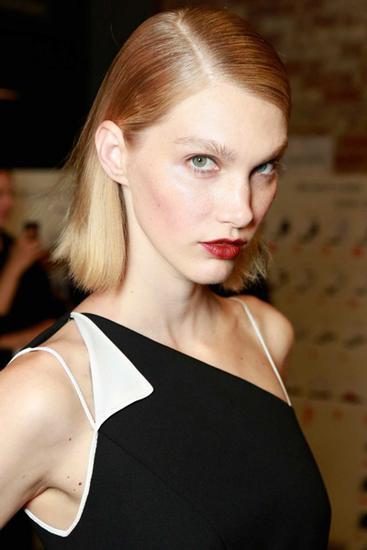 10款适合夏季婚礼的完美发型 10款适合夏季婚礼的完美发型