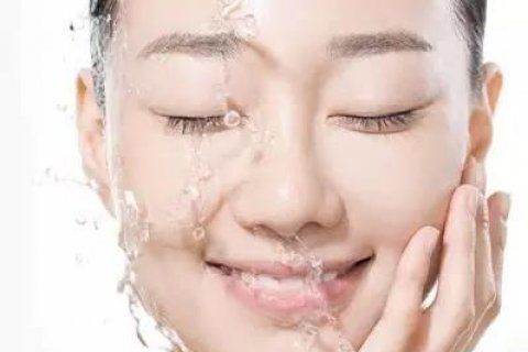 护肤小常识，洗面奶怎么鉴别好坏？