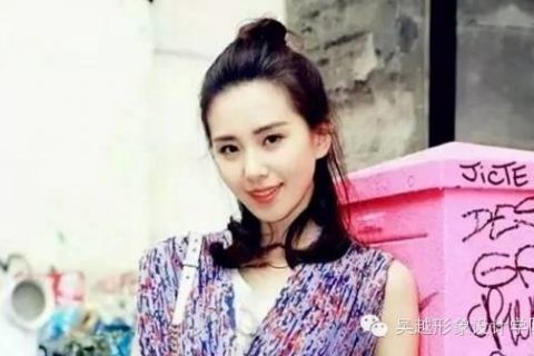 千万不要这么扎头发，太美有危险~！