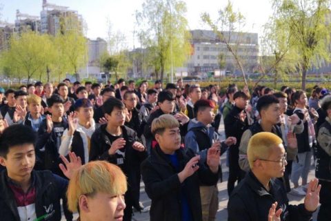早安，吴越！