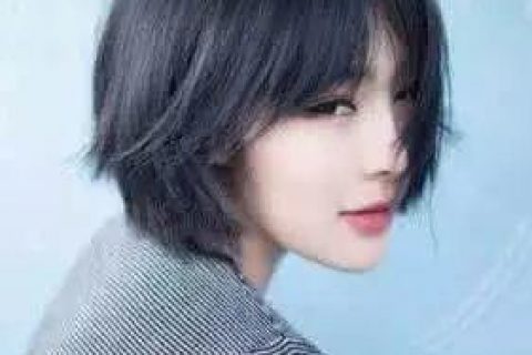 十款简单时尚的女生发型，颜值感爆棚！