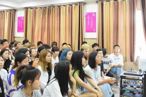 消防安全，生命至上——吴越学校2019夏季消防安全知识讲座