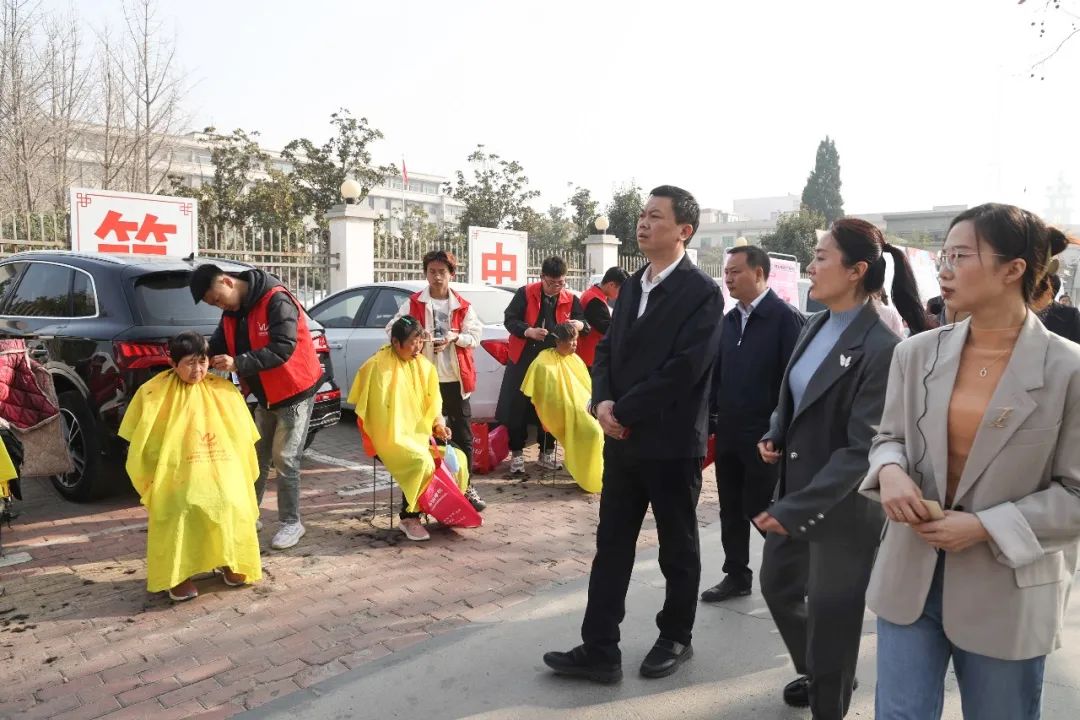 热烈祝贺濮阳市吴越职业培训学校荣获濮阳市华龙区“三八红旗集体”称号！