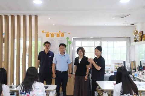 华龙区统战部副部长程胜利一行领导莅临吴越学校调研指导工作